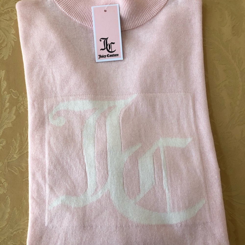 New With Tags Soft Pink JuiCy Couture Sweater